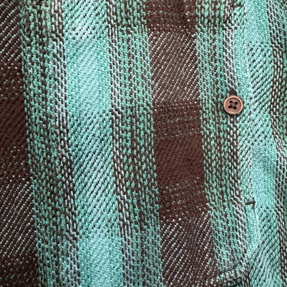 Burton Durable Goods Thick Shacket Plaid Button Front Shirt / Medium - Picture 3 of 16